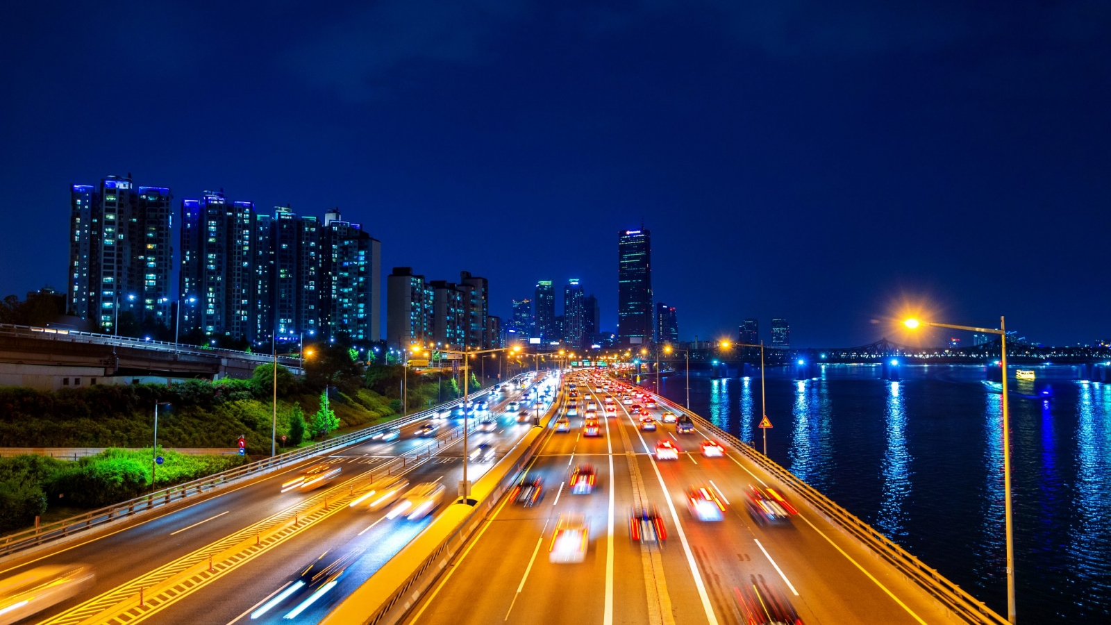 Beautyful of traffic in Seoul at night and cityscape, South Korea with motion blur.
